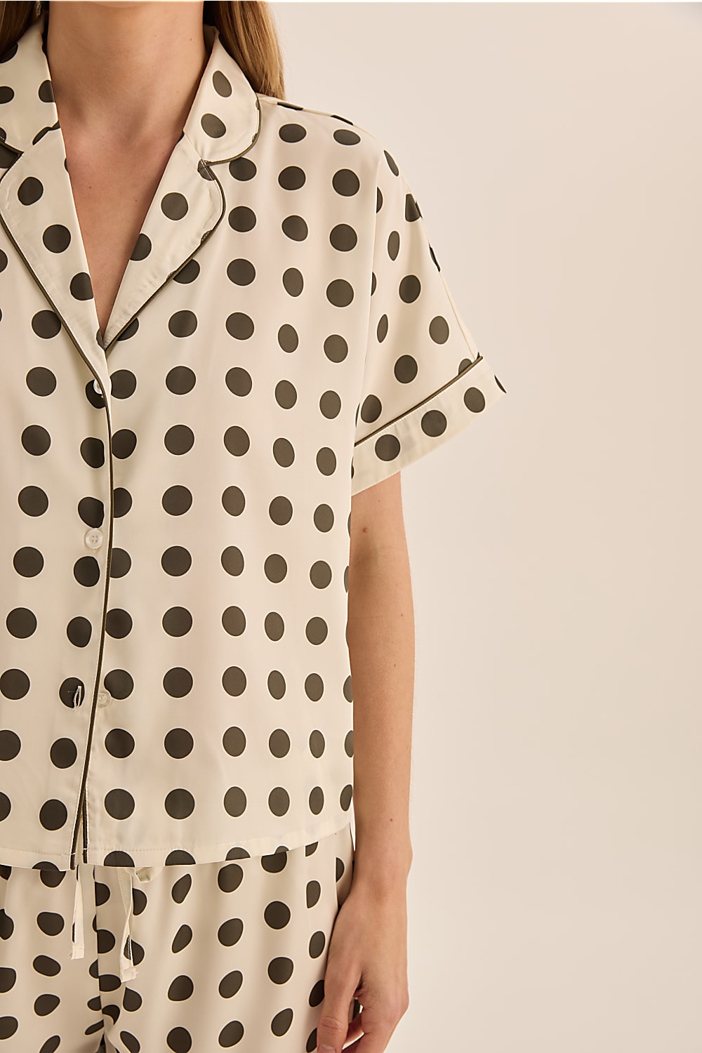 Jillian Olive Spot Short Set