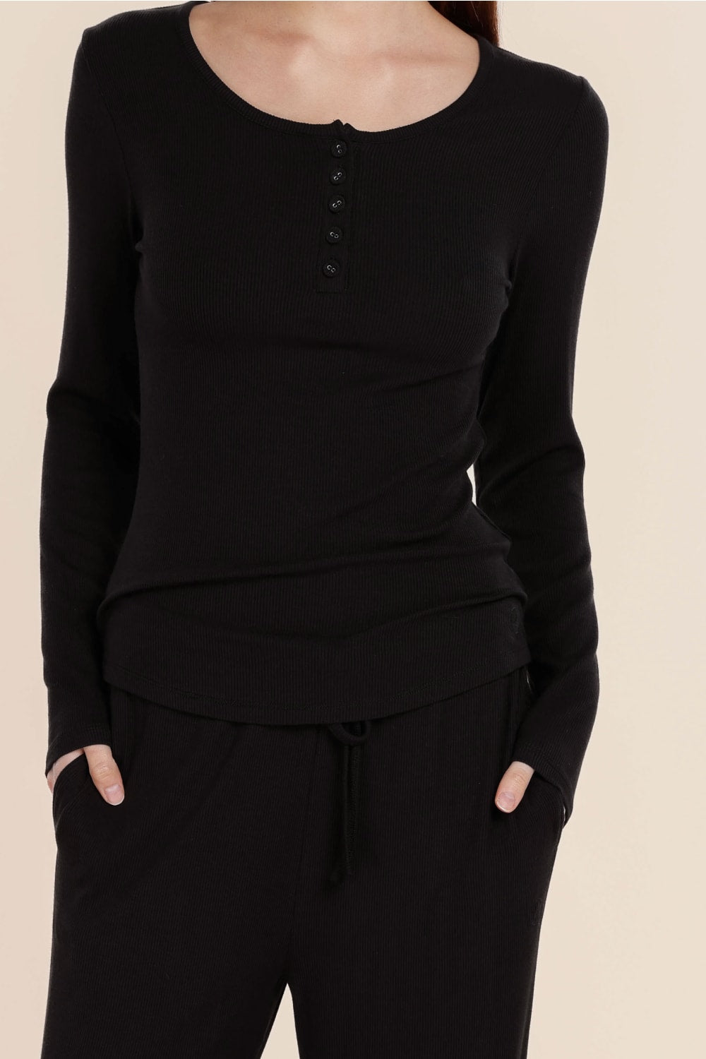Lille Ribbed Long Sleeve Henley Top