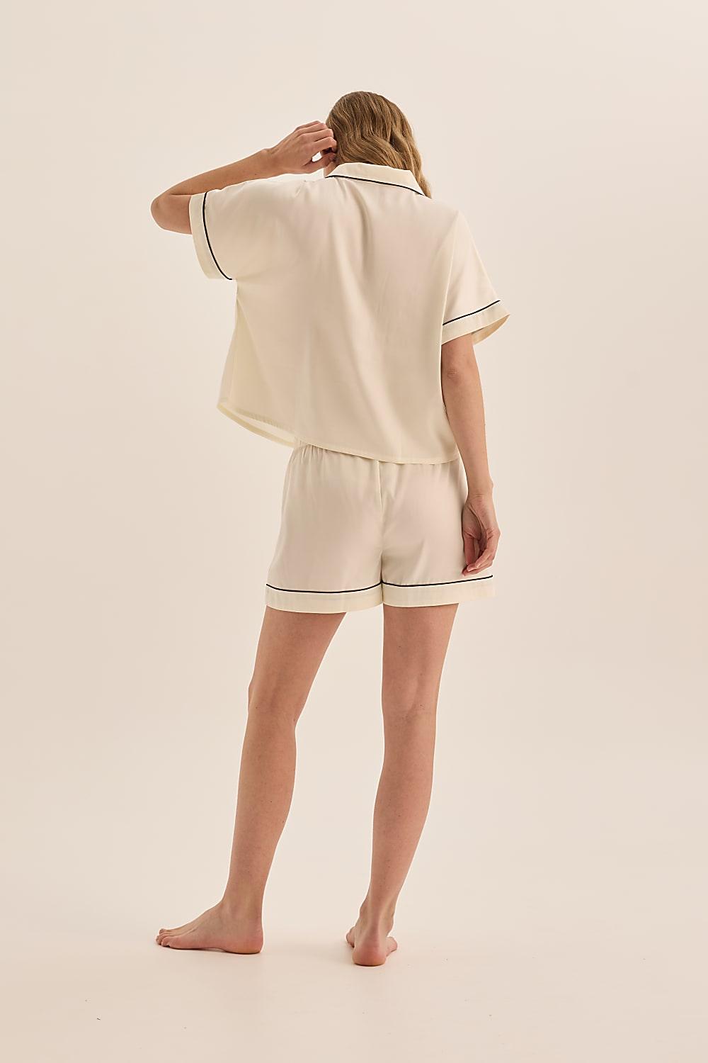 Venus Ivory And Black Short PJ